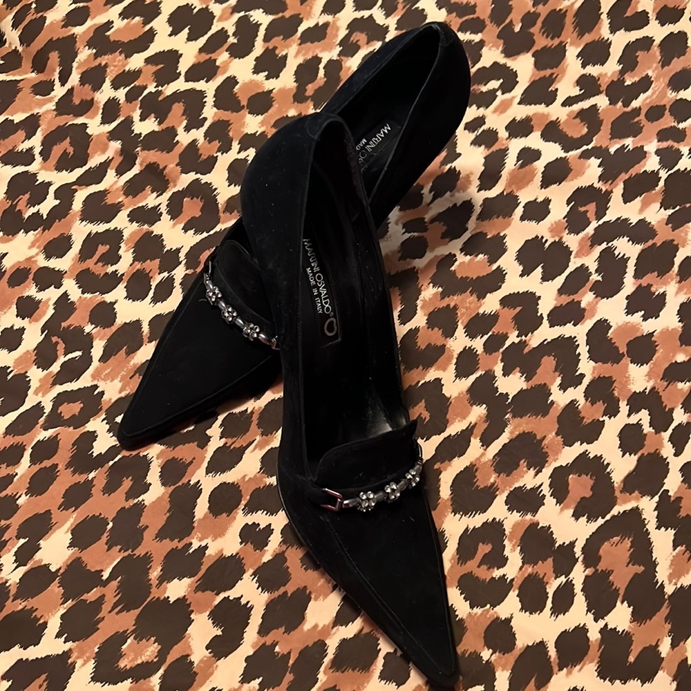 Hot, Hot, Hot black suede sexy heels